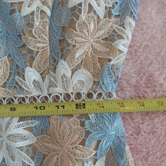 Just Me Miriam Full-Sleeve 3D Lace Floral Dress Size Small - Picture 11 of 13